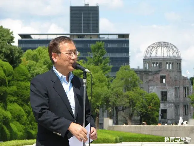 日本政客要求奧運會運動員和觀眾8月6日向原子彈遇難者默哀，你同意嗎？-圖1