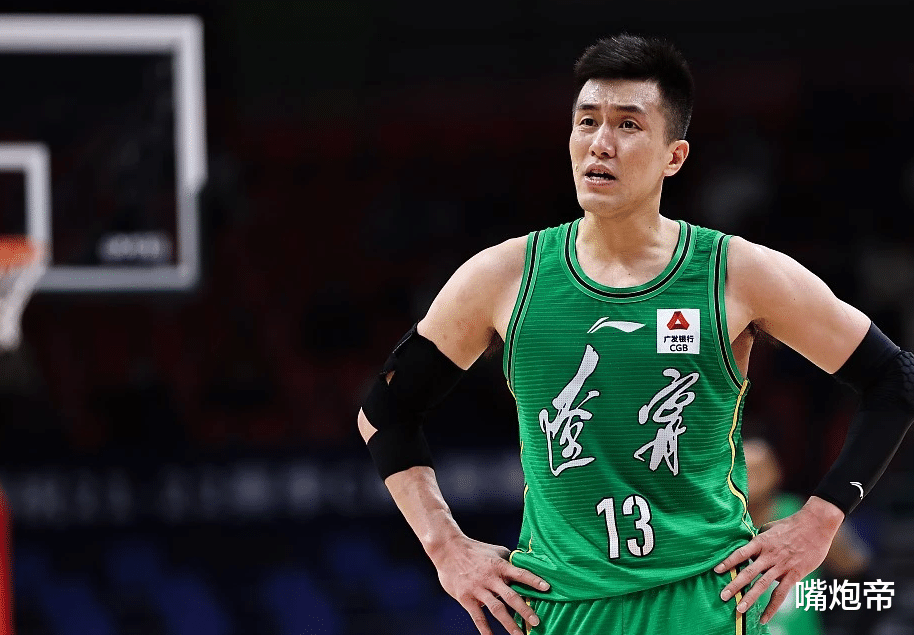 遼寧男籃|看不起人？天津全華班+板凳球員暴擊遼寧！趙繼偉吃T，郭艾倫躺著看球