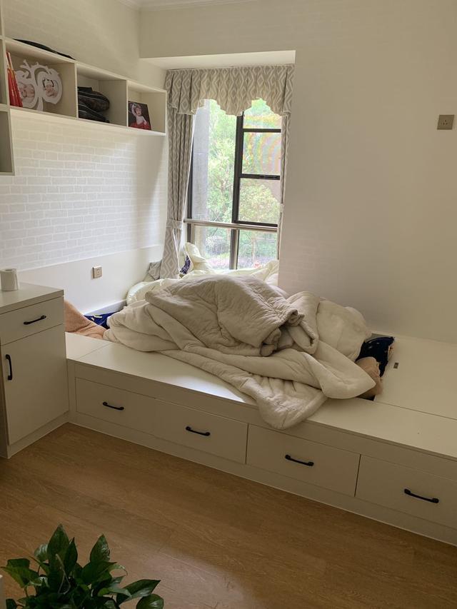 新房入住不到一周，晒到群里就被朋友吐槽电视墙丑，这是真的吗？