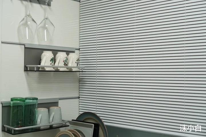 谁说厨房没人装帘子，我家一个不落的全装，自己动手省事又省钱！