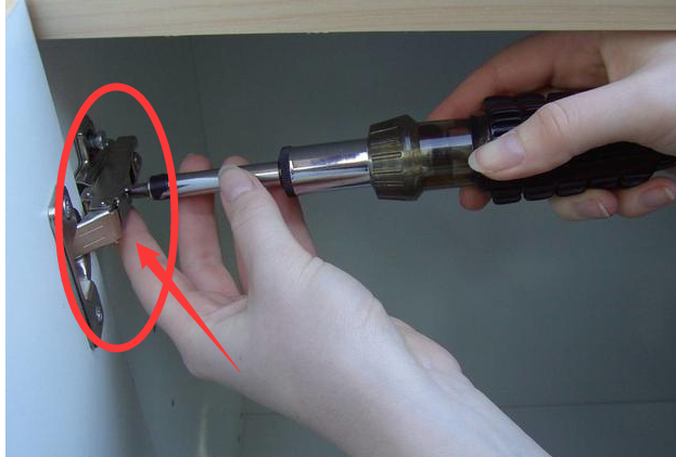 第一次装修就吃闷亏！一连血中11大坑，个个坑的我片体鳞伤！惨呀