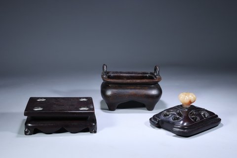 沉香木|清代：沉香木雕·冲天耳炉