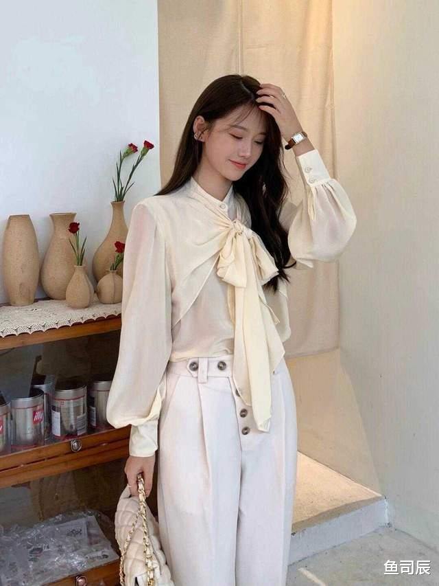 鱼司辰|这才是真正时髦又实用的穿搭，时尚又保暖，怎样都很美