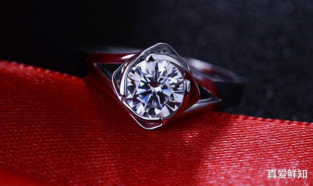 真爱鲜知|钻石戒指价格真的很贵吗？买钻戒要准备多少钱？学生能买吗？