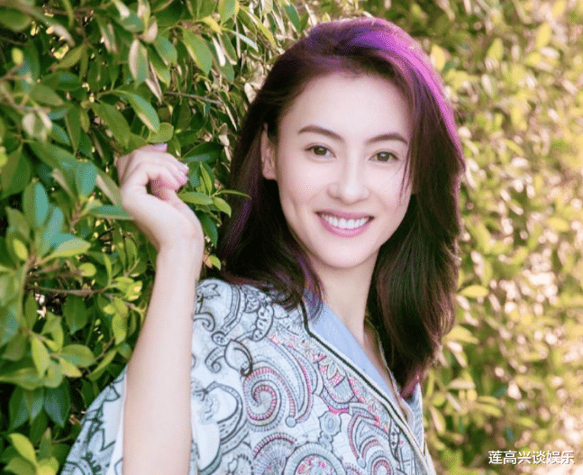 张柏芝|张柏芝不再逃避，坦白当年的离婚真相，原来真的不怪谢霆锋