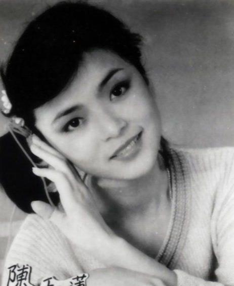 MARRY 陈玉莲单看五官说她美若天仙有些过誉了,性格加成应该更多一些