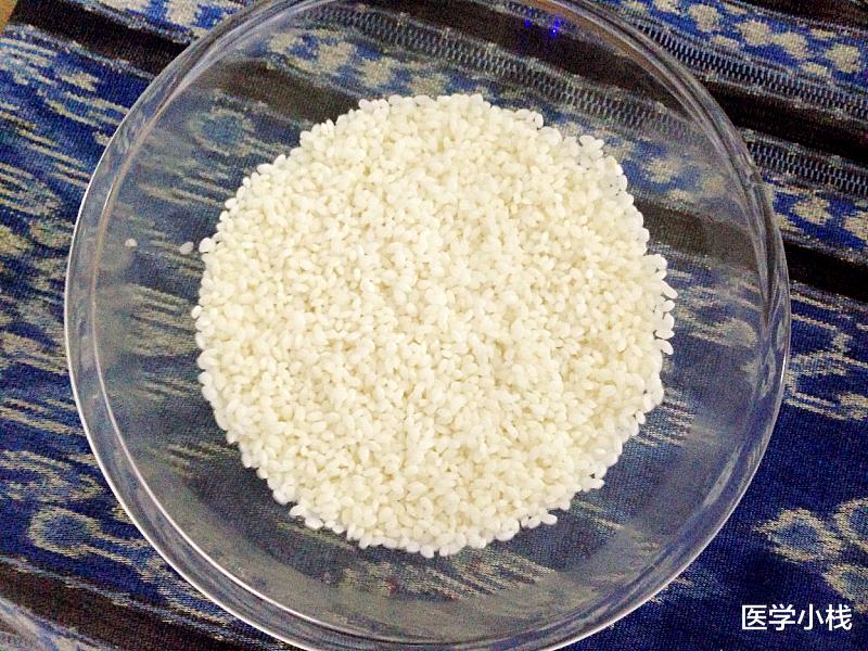 医学小栈|养骨“明星”找到了，不是豆腐，少吃2种食物，骨头或越来越健康