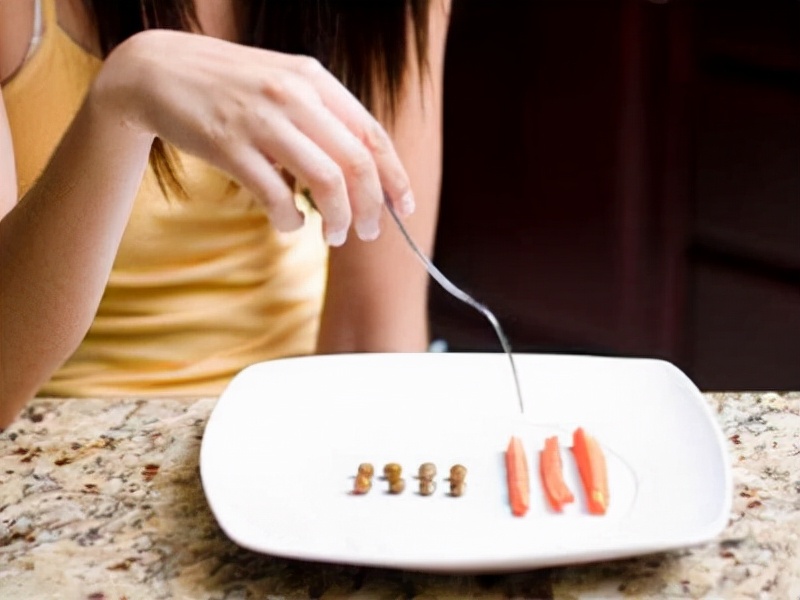 胃癌|26岁外卖员确诊胃癌,多次化疗无果,悔恨万分:早有感觉,却没当回事