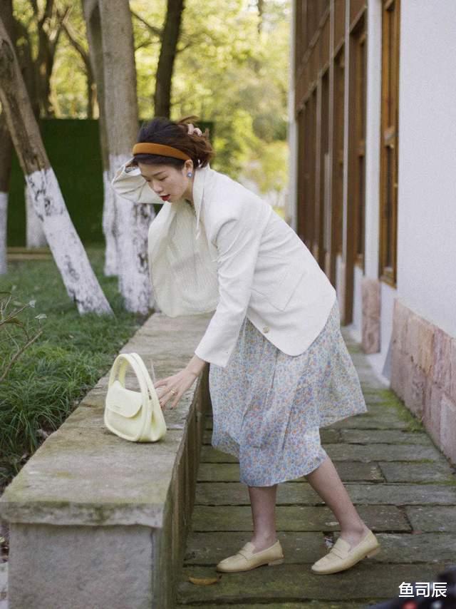 鱼司辰|几款百搭又高级的穿搭,不冷不热的通勤日常,让你惊艳同龄人