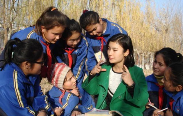 特岗教师|又一“铁饭碗”扩招8W余人，年薪高达六位数，不限专业、专科可报