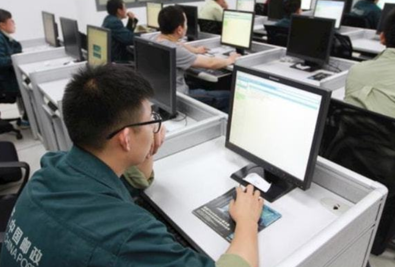 银行|中国邮政总行公开招聘，月薪不低于9000元，录用后可享六险两金