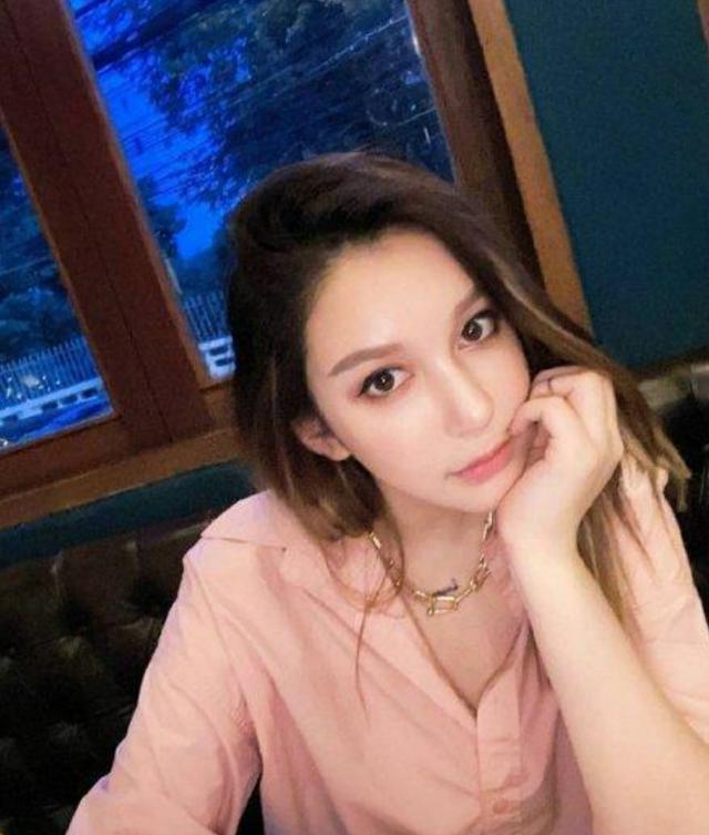 李雨桐|李雨桐官宣产子，网友：代孕？李雨桐甩出一张照片证明