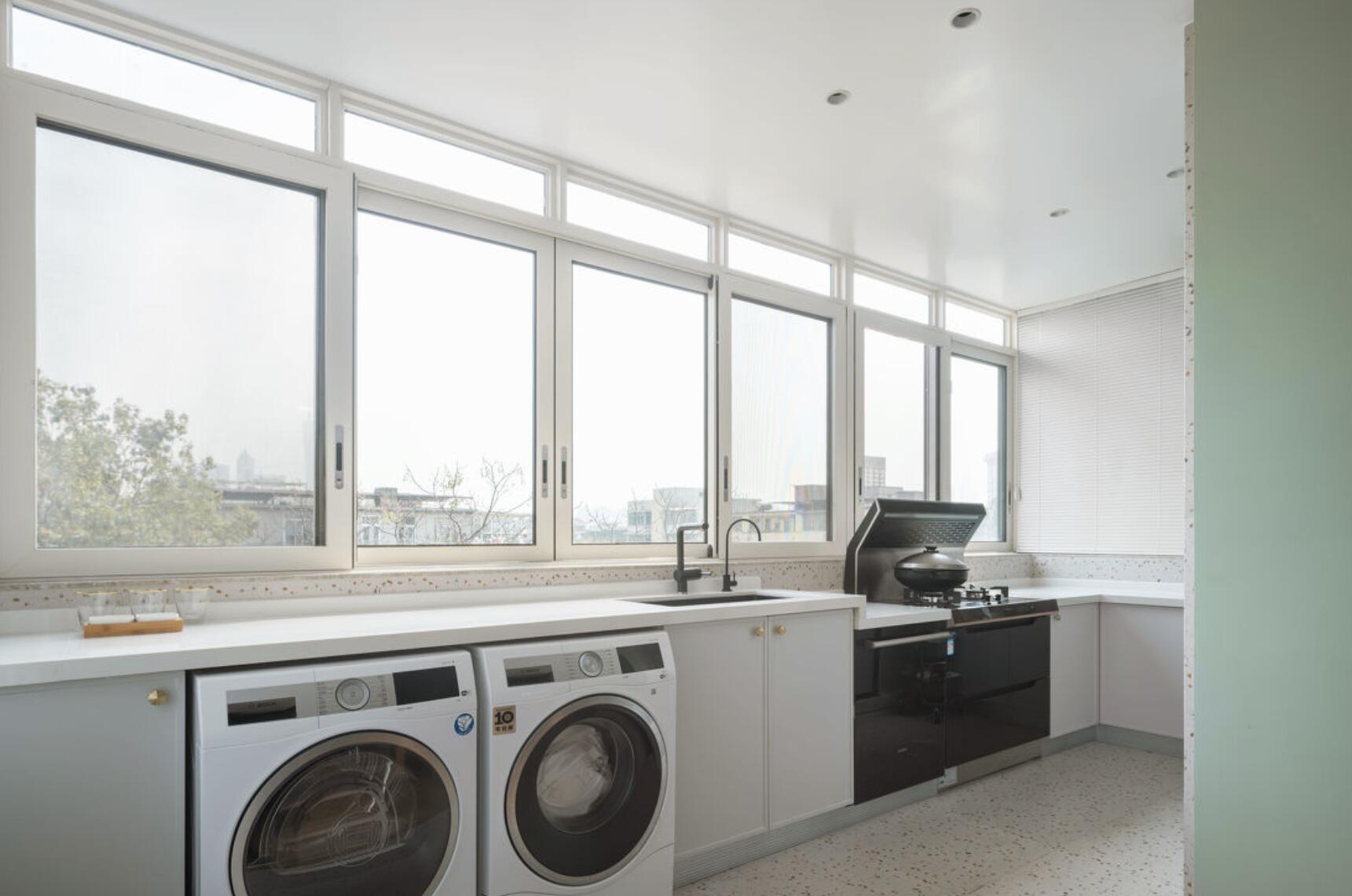 小拾谈装修 她家称为“神设计”都不为过!55㎡,住6口人,还有超多储物