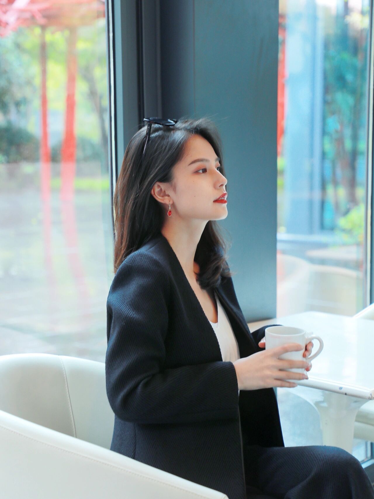 |为什么很多职业经理人辞职后，可以带走主要中层人员到下家