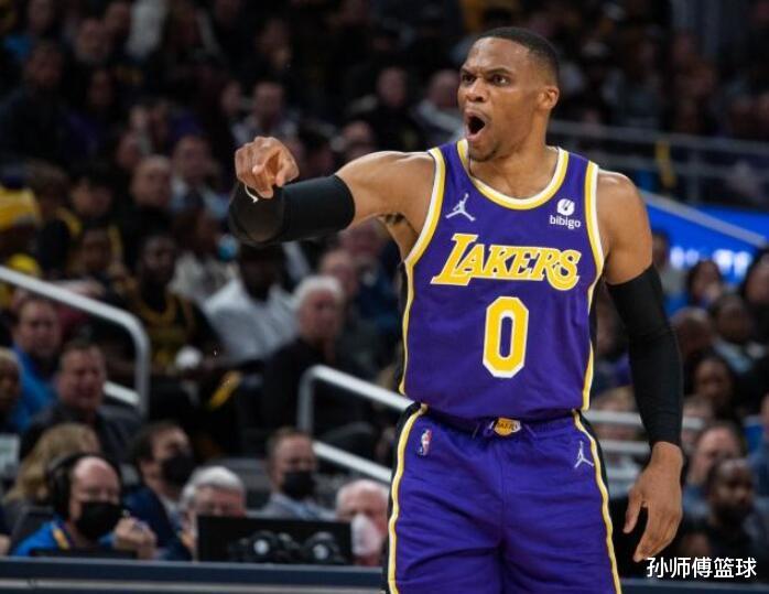 籃網(wǎng)隊(duì)|聯(lián)盟第一！聯(lián)盟第一！籃網(wǎng)最大的對(duì)手出現(xiàn)，幸好他沒(méi)去湖人