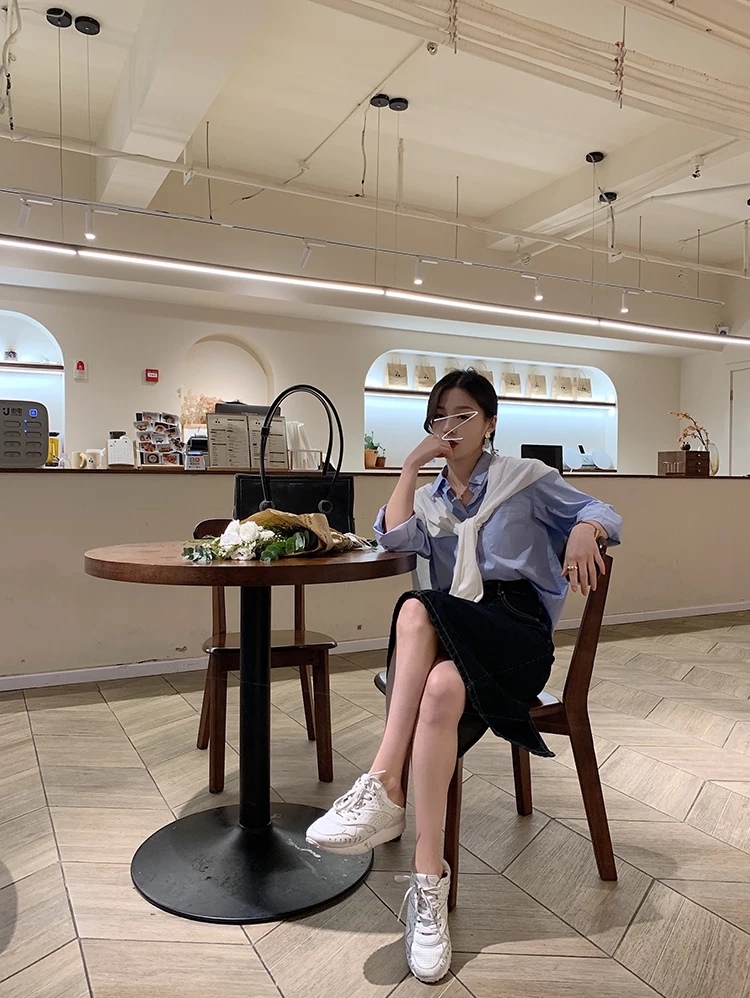 穿衣搭配|仅158cm高、一个孩子的辣妈,看她的职场穿搭,值得中年女人借鉴