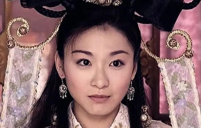 风云雄霸天下|还记得《风云》吗？女演员颜值全员逆转，最丑的她成了人生赢家