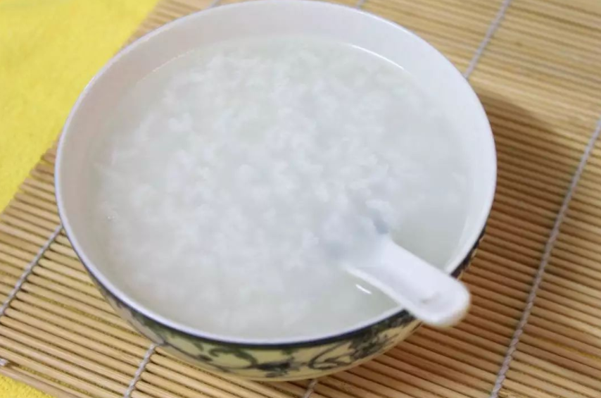 熊猫医学社|糖尿病的“元凶”不止糖，或是水果，餐桌上常见的饭更甚，快收藏起来！