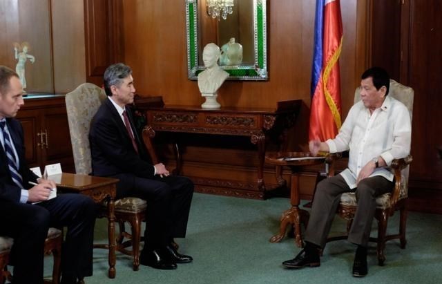 奶豆说育儿|果然不出意料,杜特尔特终于忍不住发脾气,给西方上了一课