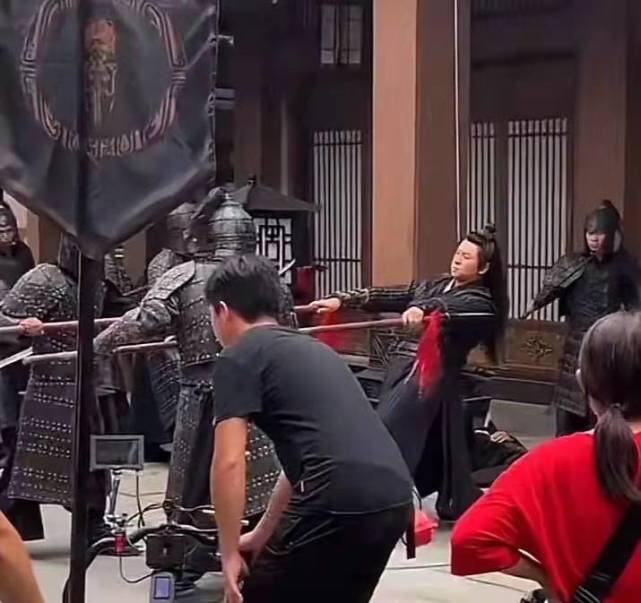 释小龙|释小龙近况曝光颜值翻车，身材发福撞脸郭德纲，网友心碎不敢认