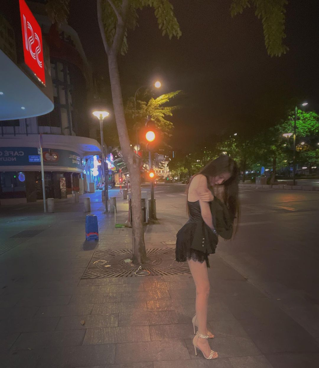 小霞|面试官:什么东西原本是小的,动几下就变大?姑娘说5字,被录用