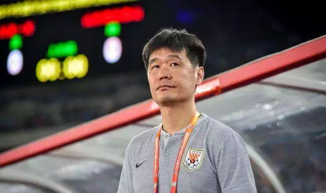 李霄鵬|國足新任主帥李霄鵬再做決定，即將趕往爛攤子，或做出無用功