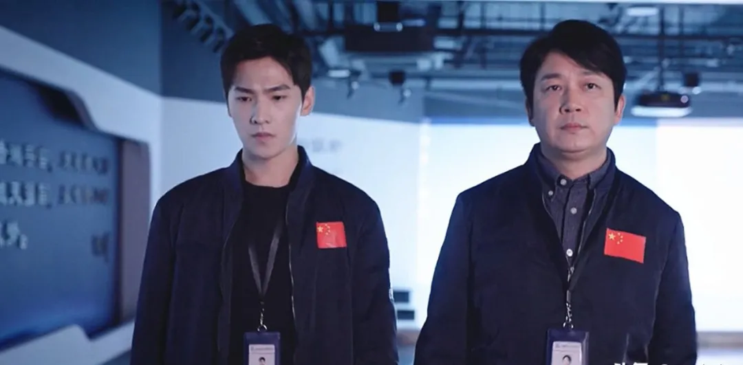 华晨宇|搞崩腾讯视频，这对“顶流情侣”可真行！