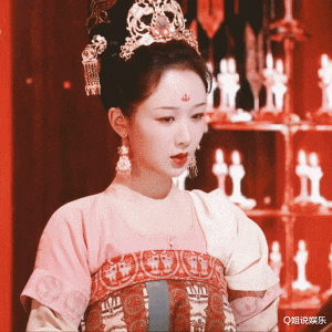 杨紫|捧杀的“魔咒”，还是在杨紫身上应验了