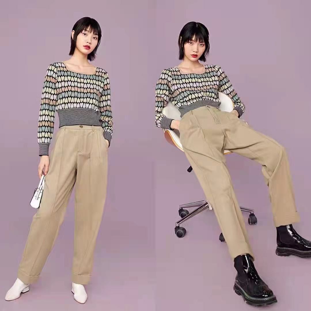 静静时尚达人|秋天流行穿“针织衫+裤子”,帅气利落可盐可甜!回头率爆表