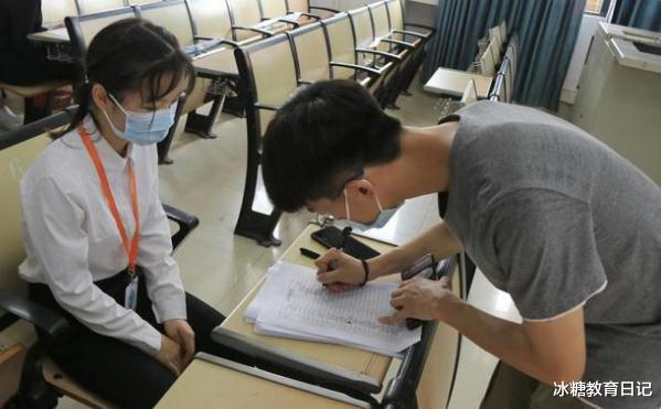 大学生|北上广不再吃香，985毕业生扎堆逃离，这些“网红城市”成为新宠