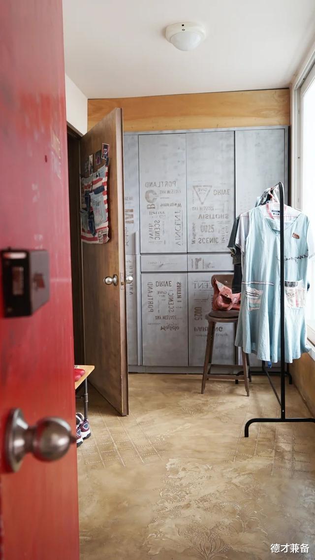 |拒绝断舍离,她坚持赤贫风设计,把家堆满“破烂儿”,是何体验?