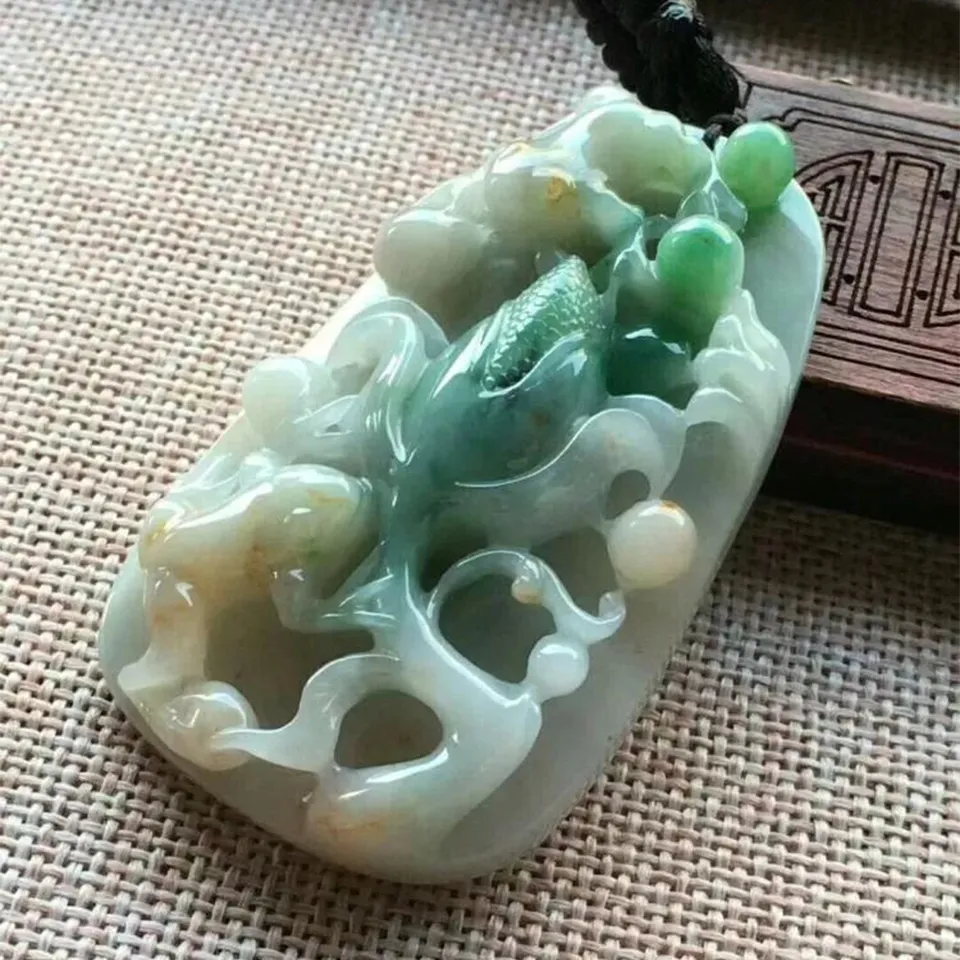 翡翠|玉雕用料的四大讲究，终于知道为什么翡翠珠宝这么贵了！