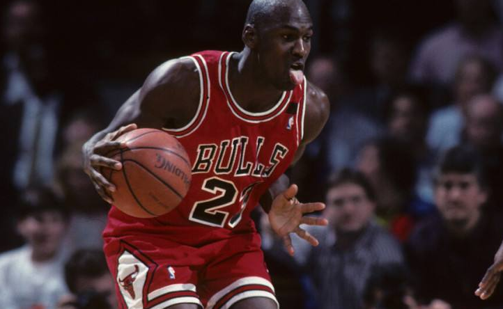 邁克爾·喬丹|喬丹用大變向，也可以在NBA過人，就是不想用