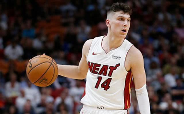 小智时尚 冠军相浮现!希罗对飚米切尔,巴特勒成MVP黑马,洛瑞回勇拿三双