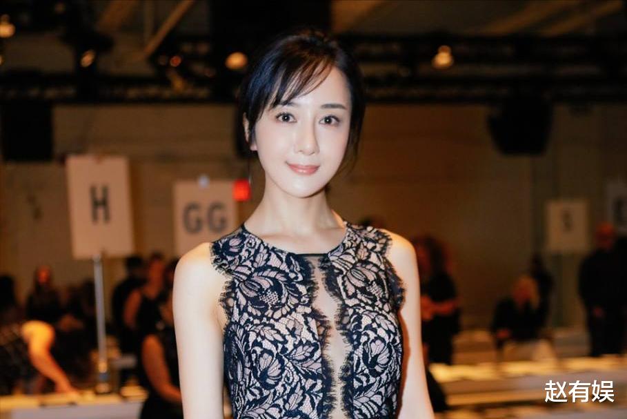 李依晓|纵狗咬人后直言对方炒作，公开暗讽多位明星，这位女星为何如此？