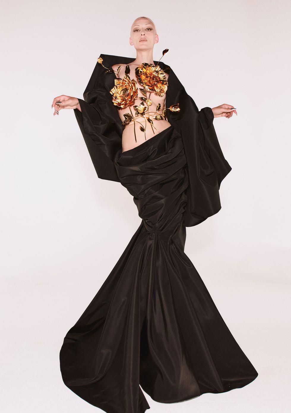 欧美时尚前线|Schiaparelli高定：出神入化般的创造力俘获人心，戏剧又张扬