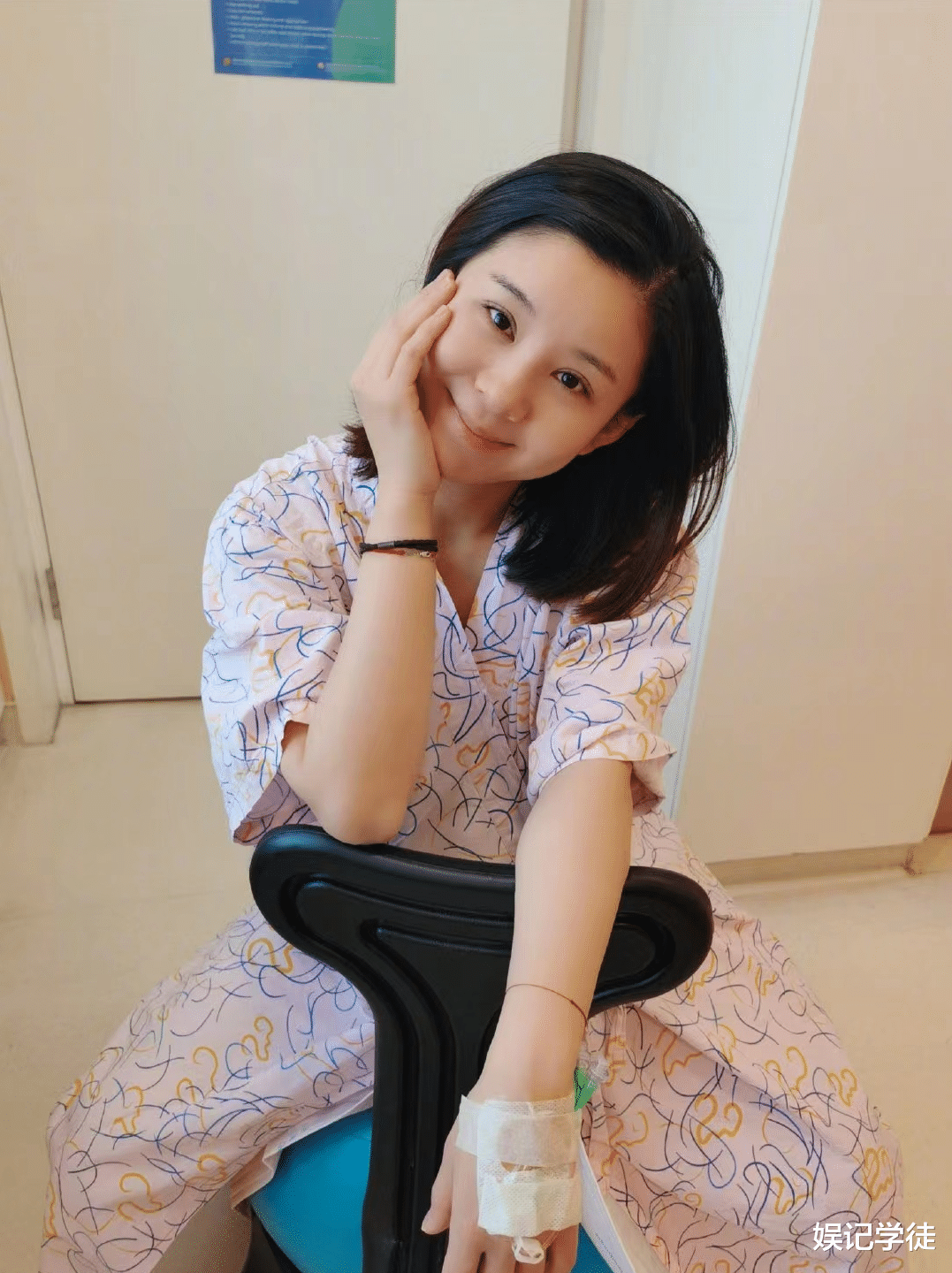 李小萌|李小萌分享怀胎十月变化照，感慨母亲的不易，怀孕前后脸部无变化