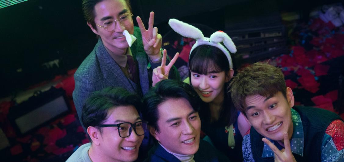 靳东|靳东新剧《纵有疾风起》过审,抛弃老干部人设,冲着男二也要追!