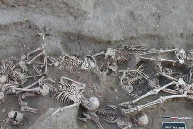 小陈有说 北京大山悬崖里藏着一座豪宅?专家查看发现,这是古代的“衙门”