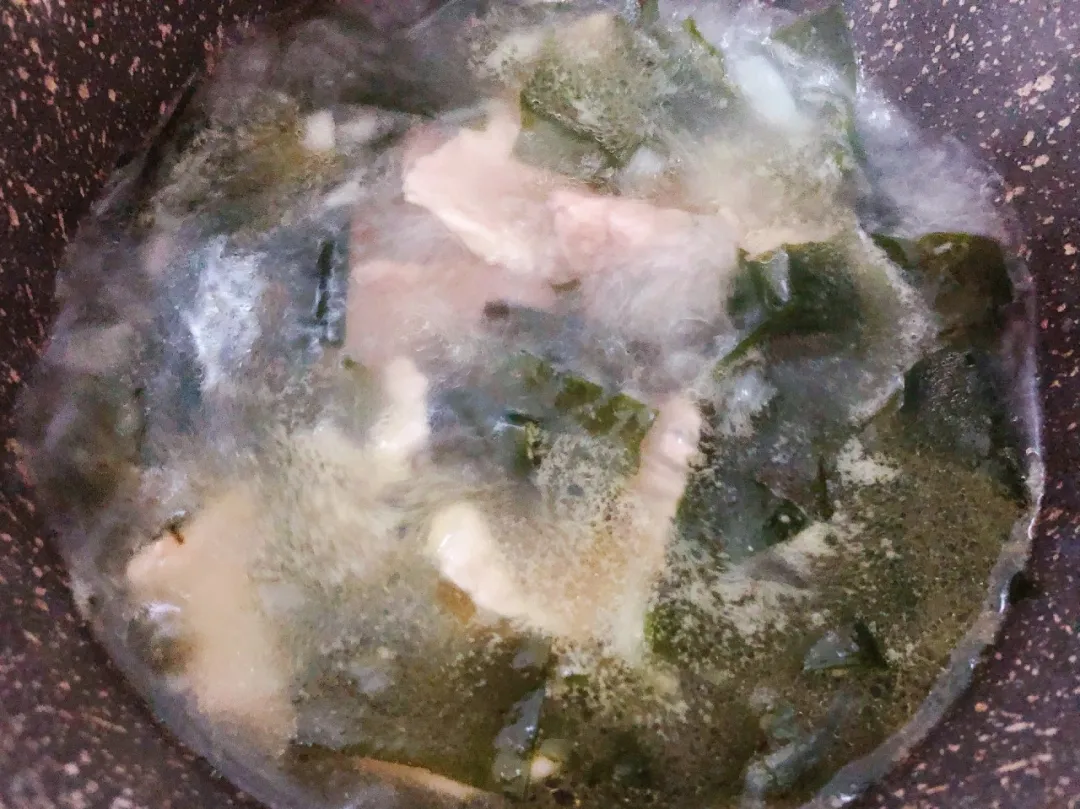 婴幼儿常识|国药育儿知识:裙带菜肉片汤 , 鲜香美味肉质软嫩!