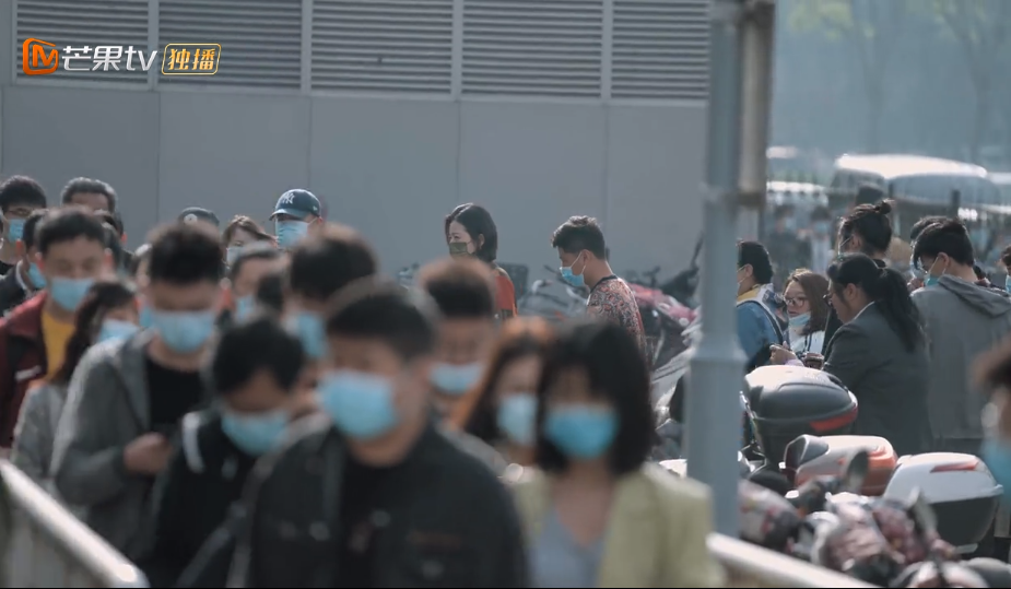 我在他乡挺好的|《我在他乡挺好的》：一集封神，真实的好看又好苦（哭）！