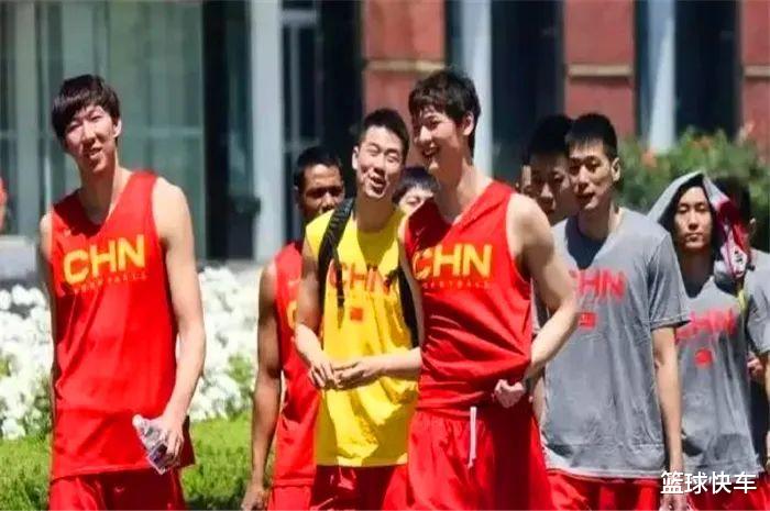 杜锋|首战日本男篮！中国男篮12人名单将揭晓，杜锋有言在先