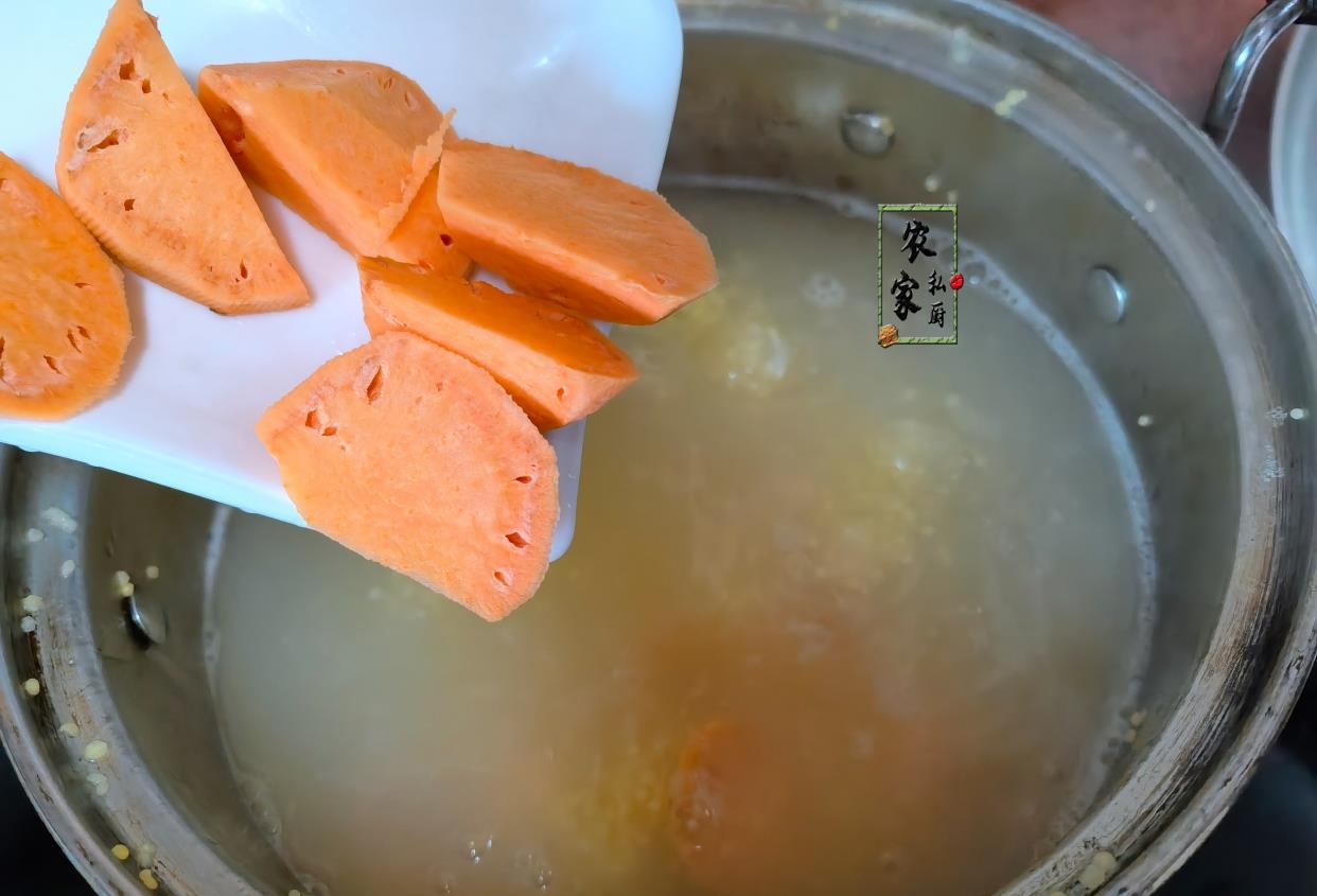 枸杞|喝“秋粥”，建议：多吃这道粥，小米和它是一对，营养滋补润秋燥