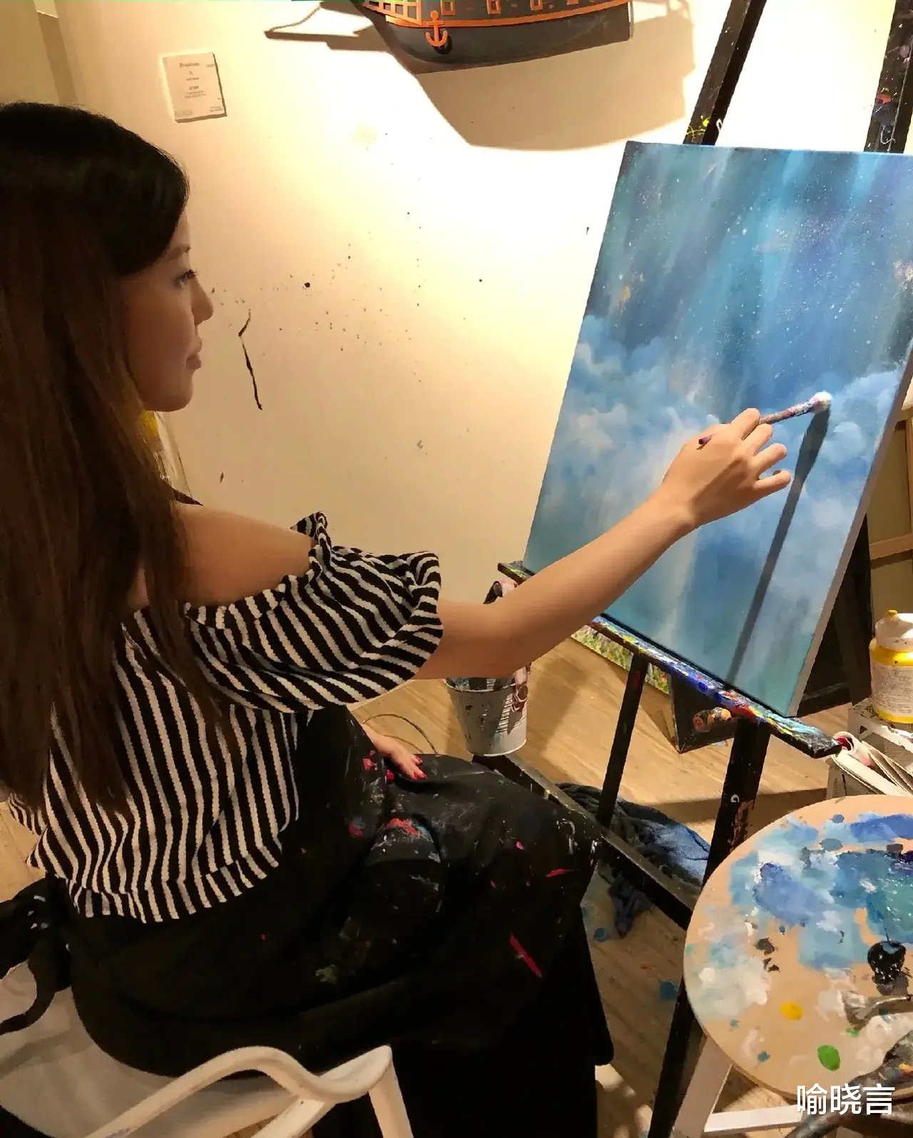 李靓蕾|看了李靓蕾晒的生活，发现她这些年穿戴都好朴素，结婚前还是名牌