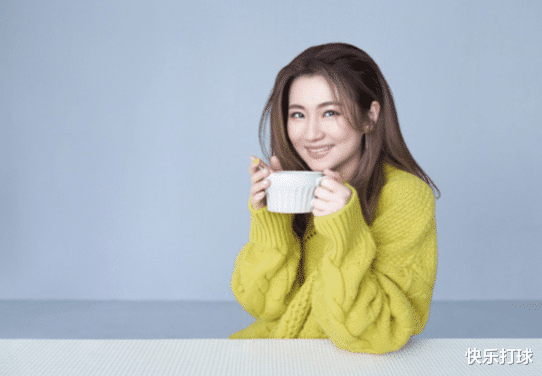 Selina|直击Selina逛水产返豪宅，四套房被曝光，地产女王实至名归