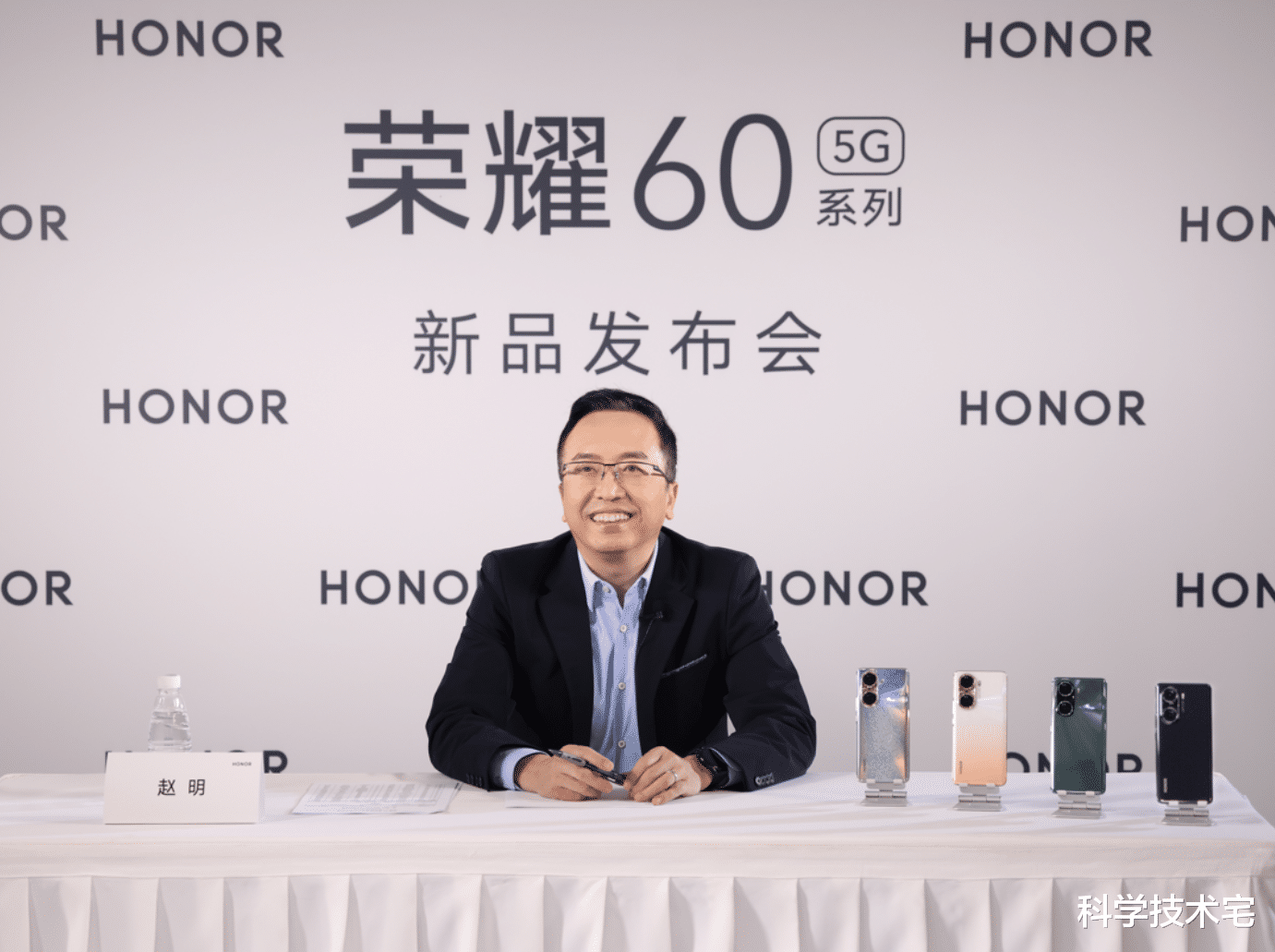 荣耀|性能不如上代？荣耀X30搭载骁龙695芯片，支持66W充电!