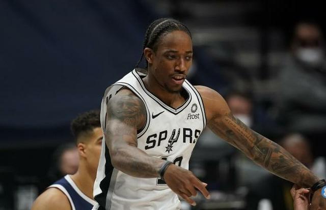 德里克·罗斯 恭喜！火箭第1位加盟球员诞生，沃克联手罗斯，公牛5换1交易赚了