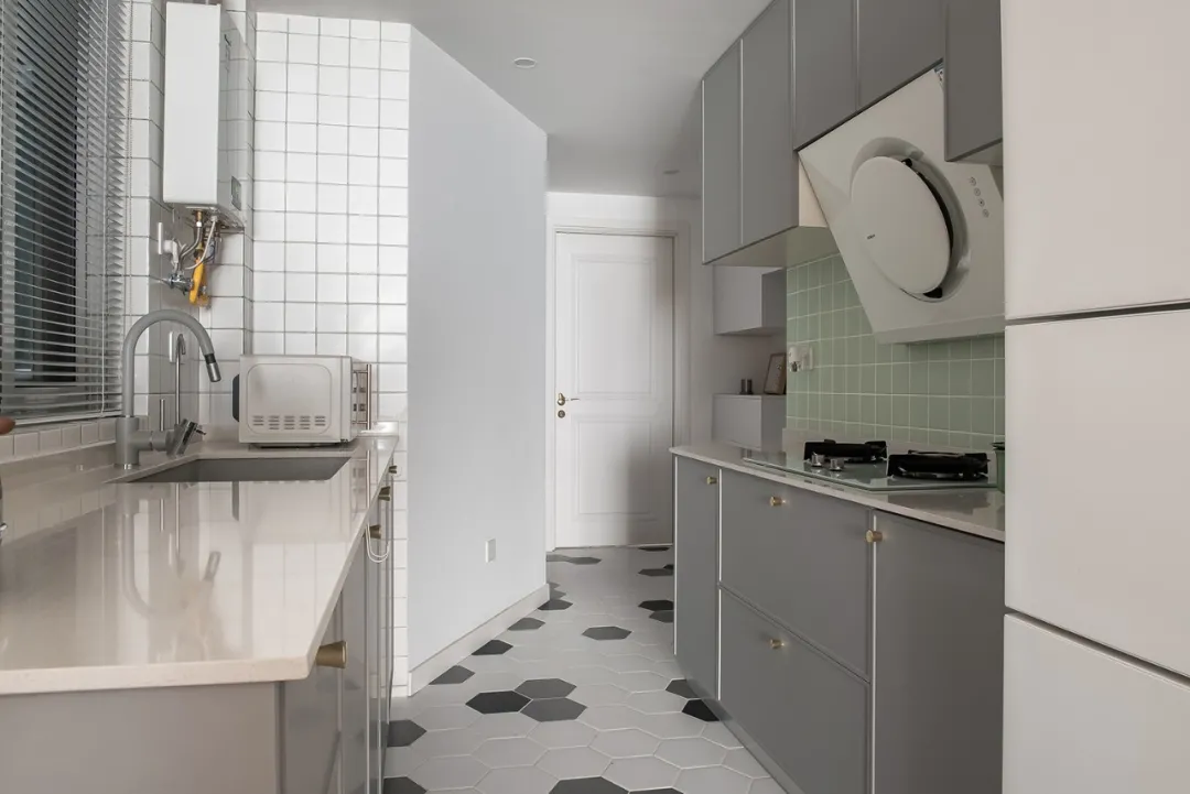 60㎡长条形户型,空间虽小功能俱全