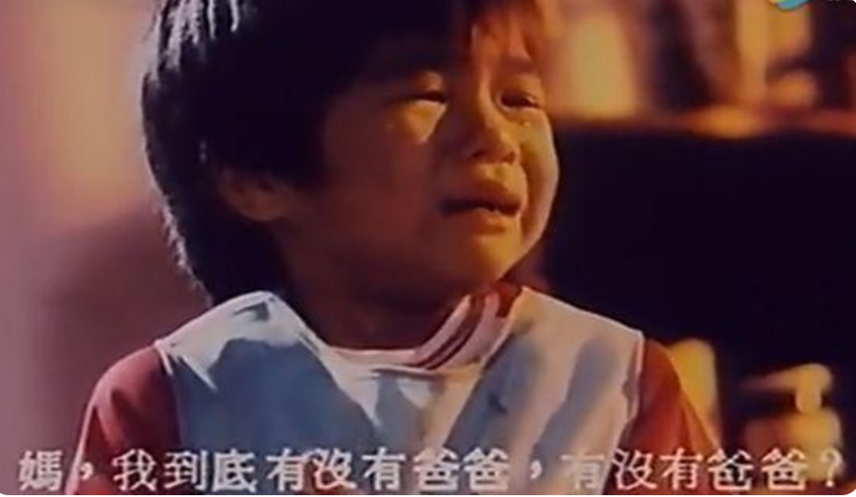 妈妈再爱我一次|《妈妈再爱我一次》看得泪流满面的一部老电影：可怜天下慈母心