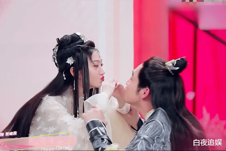 快乐大本营|《快本》开播24周年，谢娜发博晒名场面，节目组喊话：等你哦